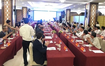 Phái đoàn Cơ quan đại diện ngoại giao, đại diện thương mại về làm việc tại Hà Nam